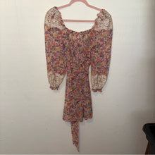 Load image into Gallery viewer, NWT For Love &amp; Lemons Gardenia Floral Sheer Lace Button-Up Robe (Small)
