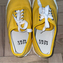 Load image into Gallery viewer, Good News London Chunks Platform Low Top Canvas Sneakers (W10) - (W10.5)
