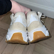Load image into Gallery viewer, Sorel Kinetic Breakthru Day Lace Chunky Sneakers (W10)
