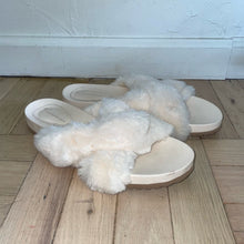 Load image into Gallery viewer, Anthropologie Remi Faux Fur Slide Slippers (W9)
