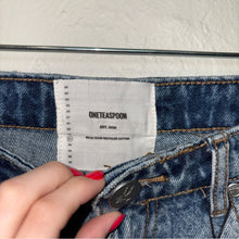 Load image into Gallery viewer, NWT One Teaspoon Venice Mid Waist Bandits Distressed Rolled Denim Shorts (31)
