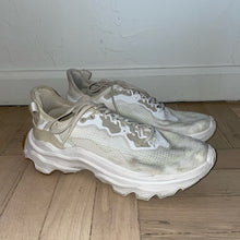 Load image into Gallery viewer, Sorel Kinetic Breakthru Day Lace Chunky Sneakers (W10)

