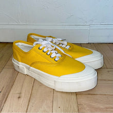 Load image into Gallery viewer, Good News London Chunks Platform Low Top Canvas Sneakers (W10) - (W10.5)
