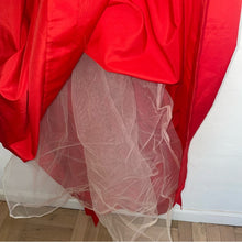 Load image into Gallery viewer, Vintage TD4 Southern Bell Debutant Off Shoulder Ruffle Ballgown (XS)
