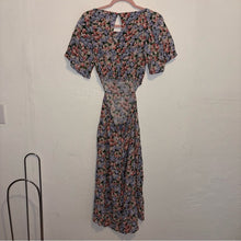 Load image into Gallery viewer, &amp; Other Stories Floral Print Cut Out Flutter Sleeve Midi Dress (0)
