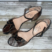 Load image into Gallery viewer, AGL Snake-Embossed Leather Block Heel Open Toe Low Heels (9)
