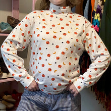 Load image into Gallery viewer, Viintage Jack-O-Lantern Graphic Print Long Sleeve Turtleneck Top (Medium) - (Large)
