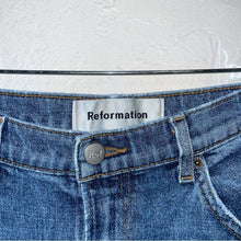 Load image into Gallery viewer, Reformation Julie High Rise Cigarette Slim Distressed Jeans (29)
