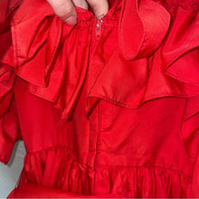 Load image into Gallery viewer, Vintage TD4 Southern Bell Debutant Off Shoulder Ruffle Ballgown (XS)
