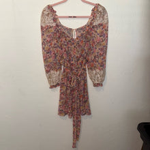 Load image into Gallery viewer, NWT For Love &amp; Lemons Gardenia Floral Sheer Lace Button-Up Robe (Small)
