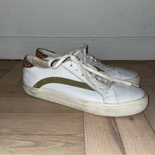Load image into Gallery viewer, Madewell Sidewalk Low Top Leather Calf Hair Sneakers (W9.5)

