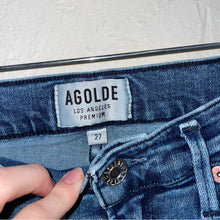 Load image into Gallery viewer, Agolde Sophie Spell Cropped Distressed Skinny Jeans (27)

