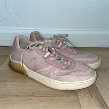 Load image into Gallery viewer, Coach Citysole Court Suede Leather Sneakers (W8.5)
