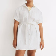 Load image into Gallery viewer, Madewell Seamed Courier Tie Waist Button-Down White Denim Mini Shirt Dress (XS)
