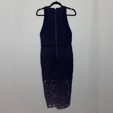 Load image into Gallery viewer, Manning Cartell Lace V-Neck Sheath Cocktail Midi Dress (Medium)
