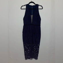 Load image into Gallery viewer, Manning Cartell Lace V-Neck Sheath Cocktail Midi Dress (Medium)
